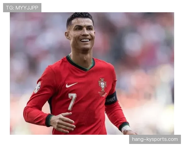 C罗与莱万射门转化效率差异：集权驱动模式如何影响终结表现