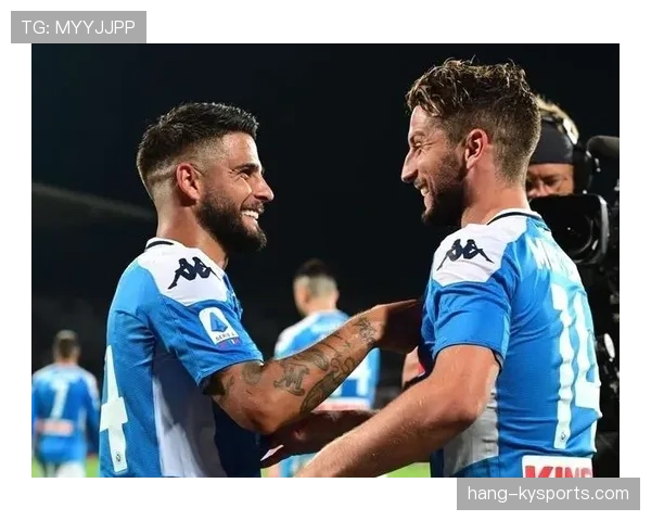 德罗巴如何在强强对话中以禁区对抗压制中卫并成为进攻支点