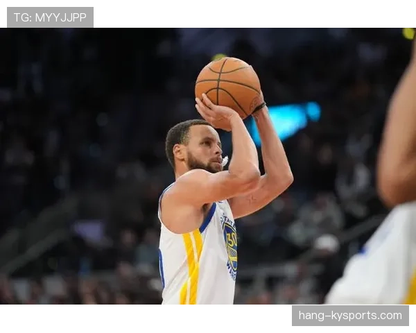 库里又在车库练到凌晨三点？这自律真让人睡不着觉