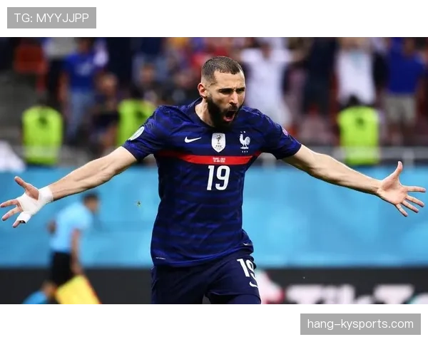 本泽马高位逼抢如何驱动进攻端爆发？